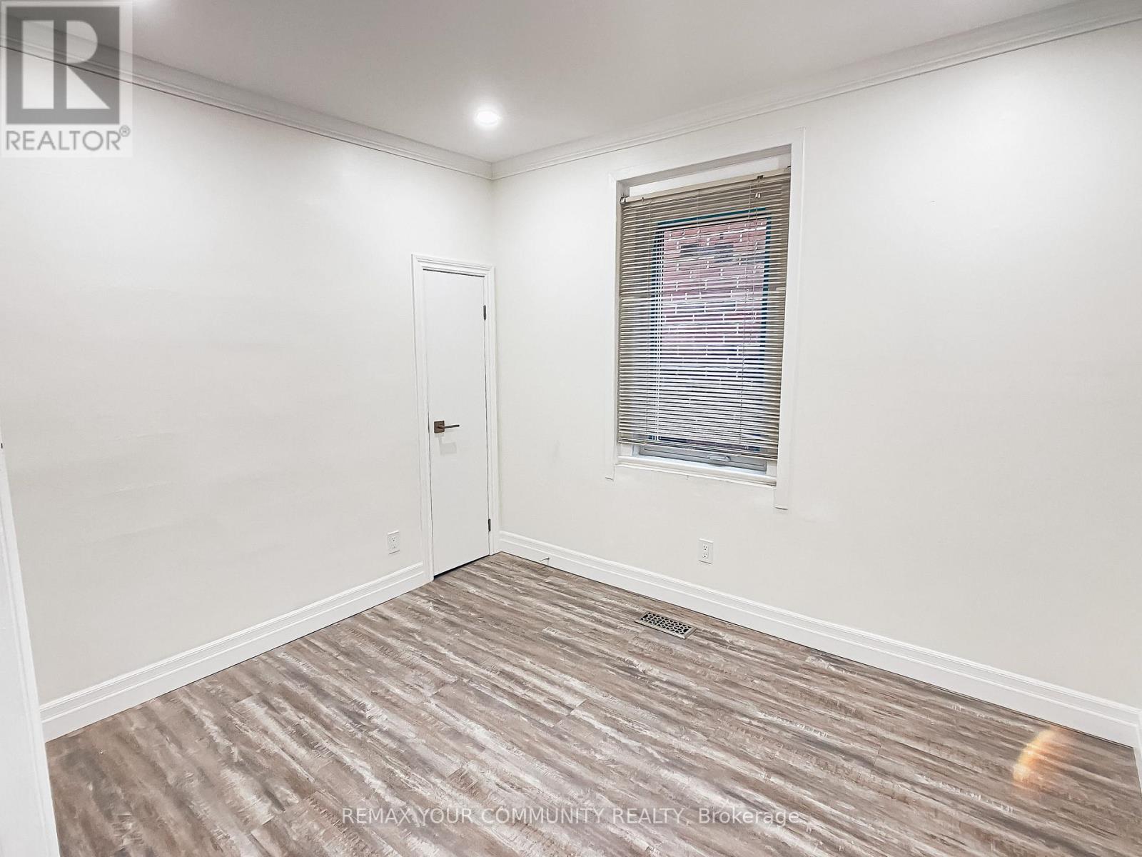 1623 KEELE STREET - 28