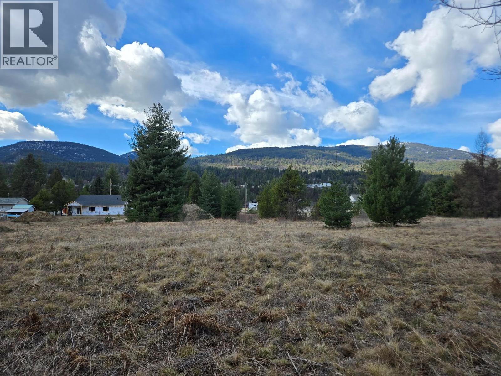Lot 5 Bridgeview Road, Castlegar — photo 2