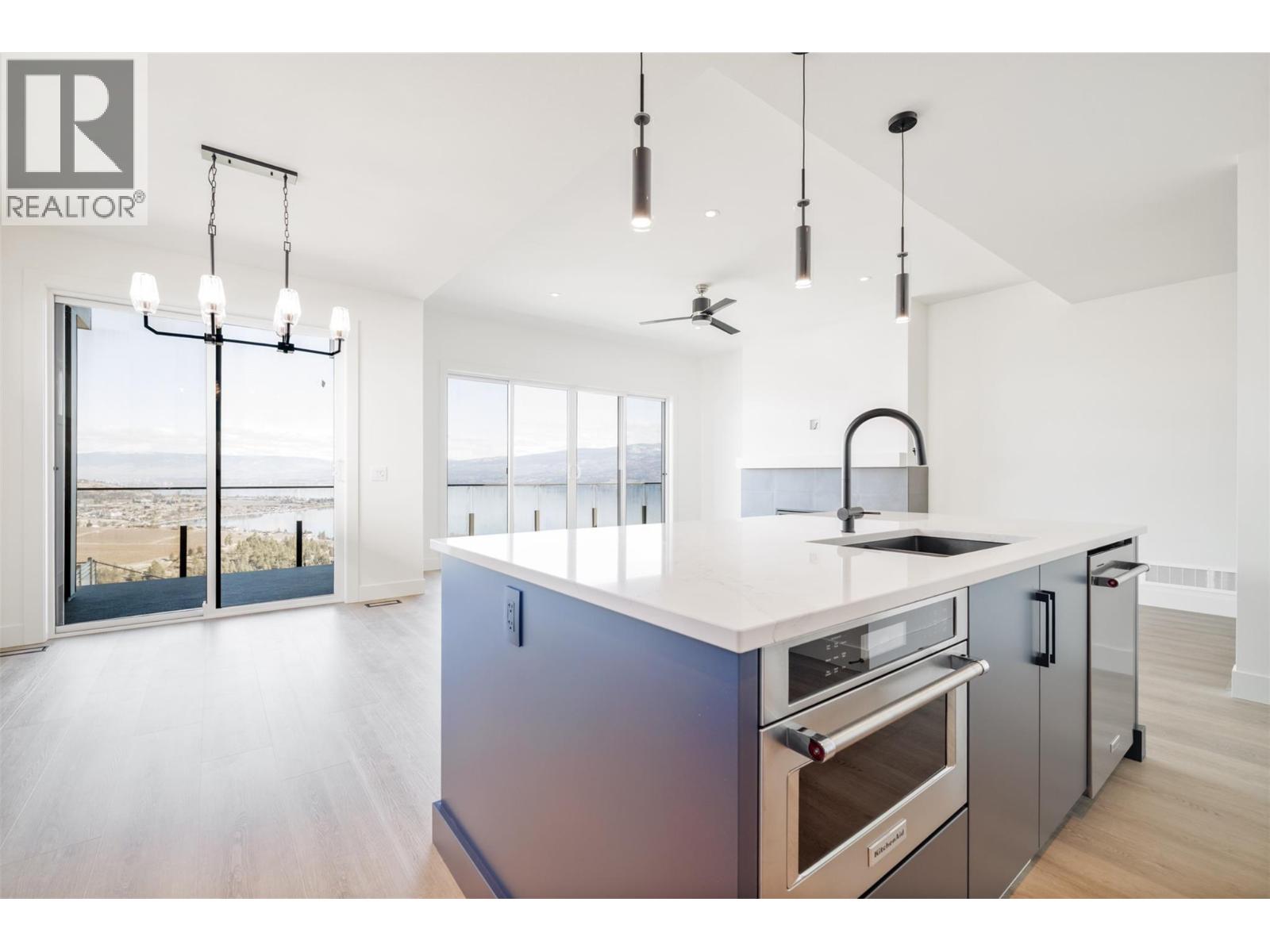 4107 Sunstone Street, West Kelowna