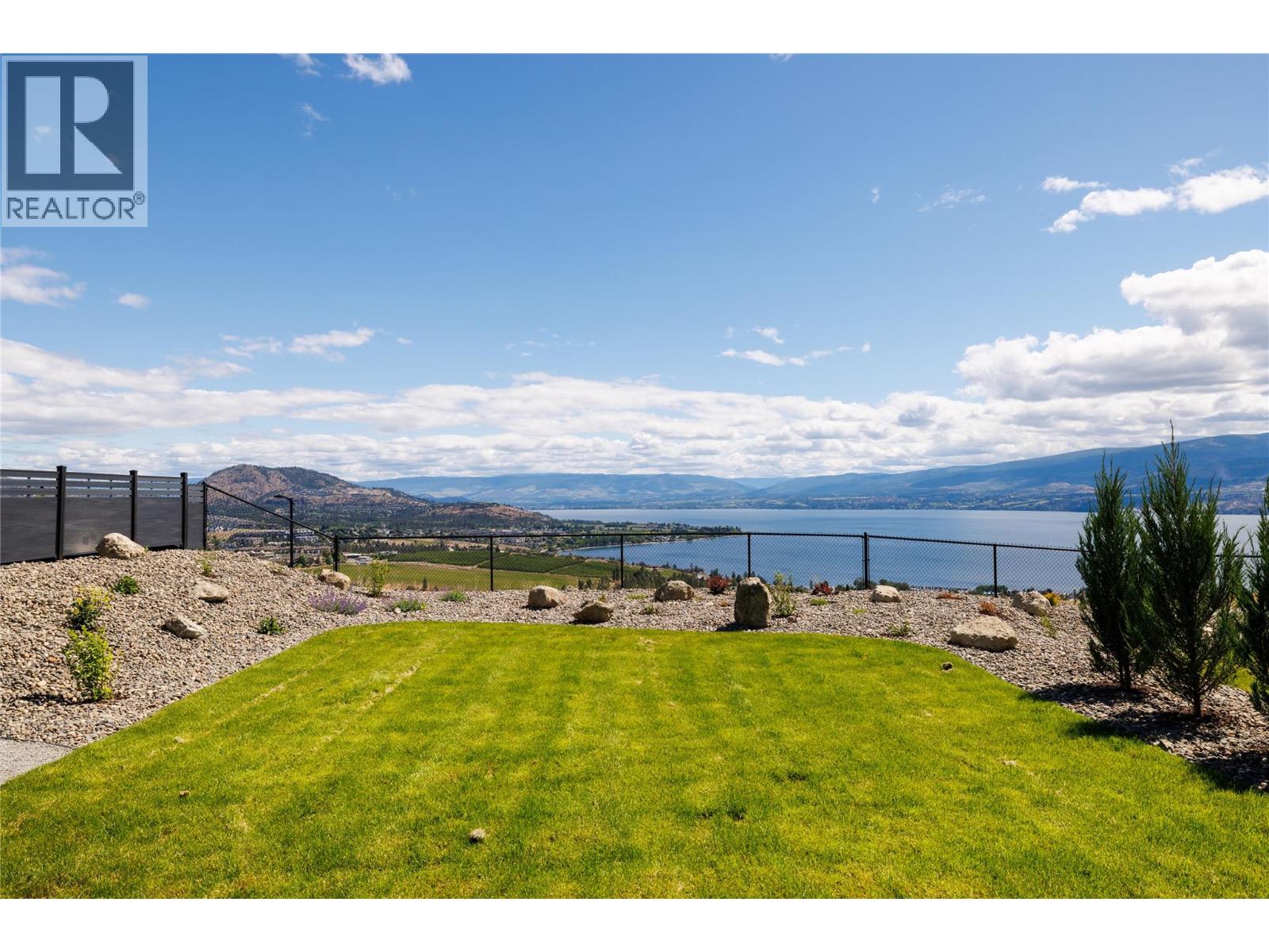 4107 Sunstone Street, West Kelowna
