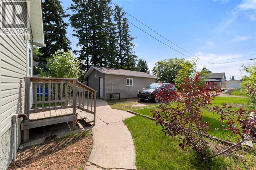 5016 53 Street — photo 23