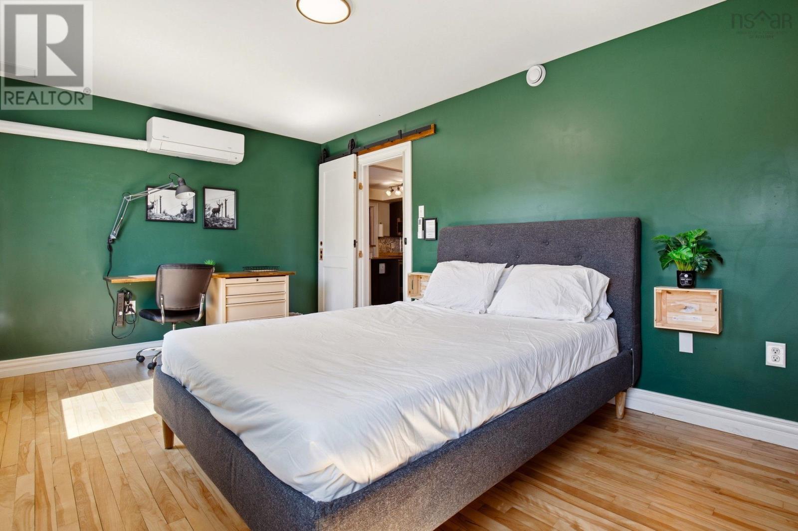 #304 3749 Kencrest Avenue - 15