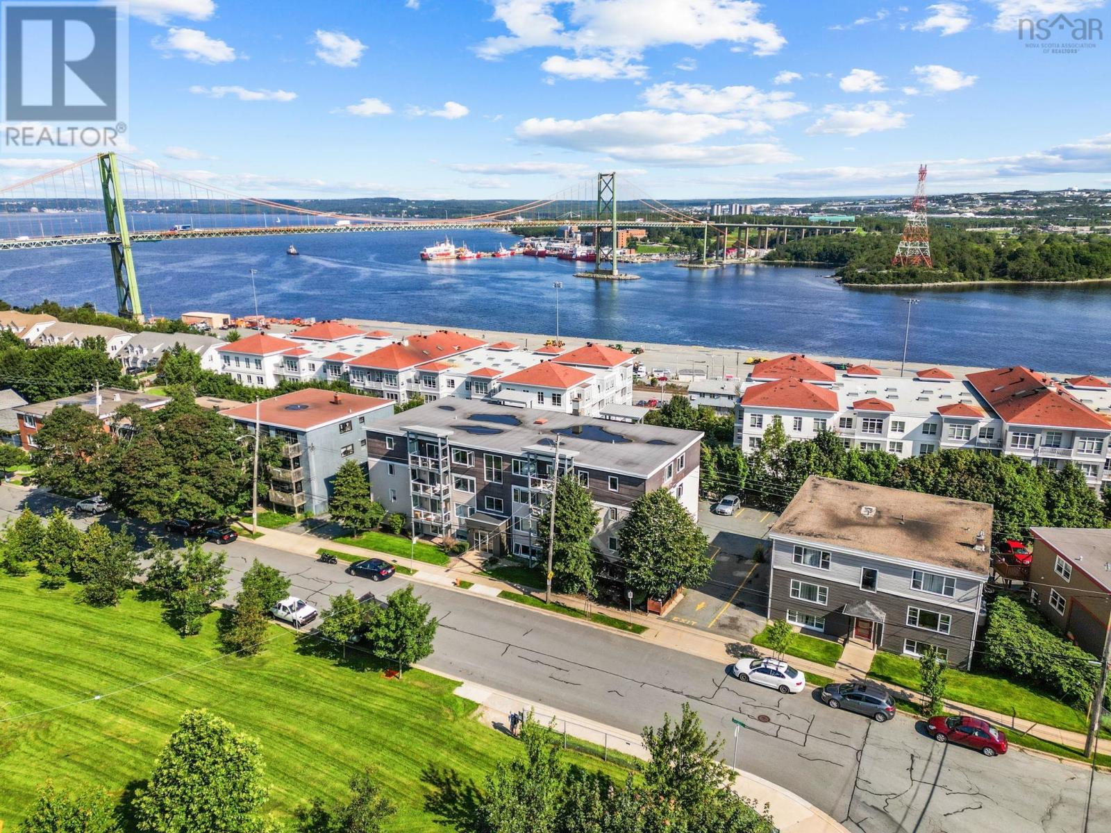 #304 3749 Kencrest Avenue - 25