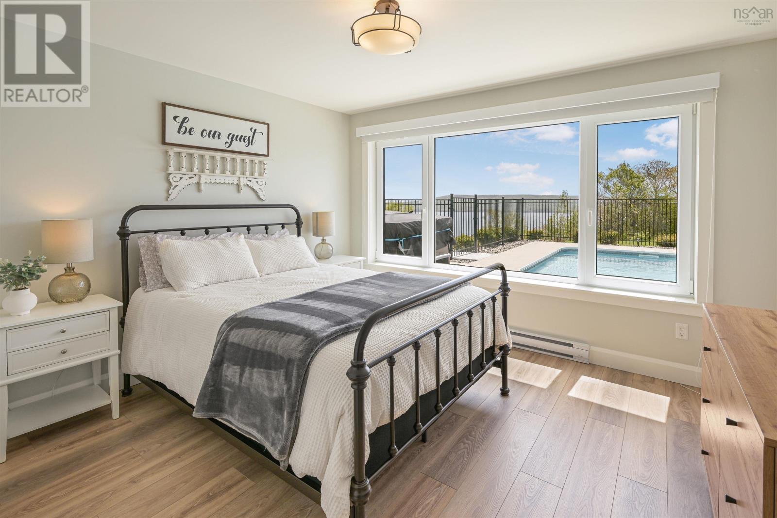 2000 Hillside Boularderie Road - 39