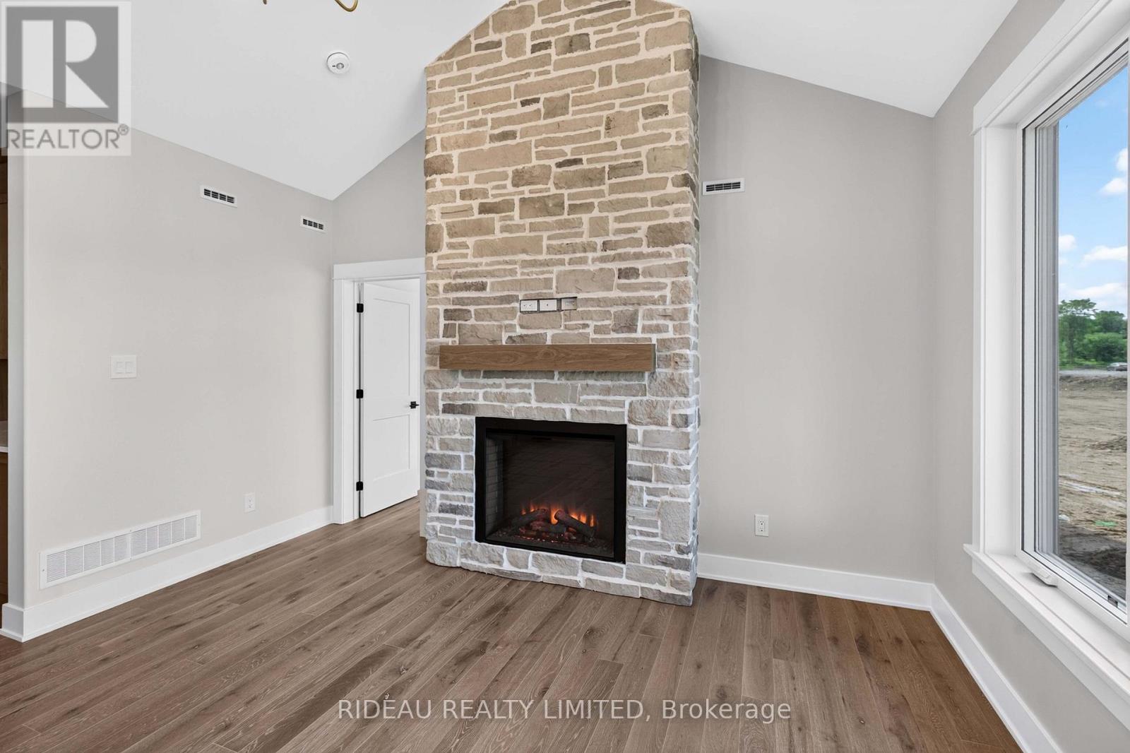 126 HEARTHSIDE DRIVE - 16