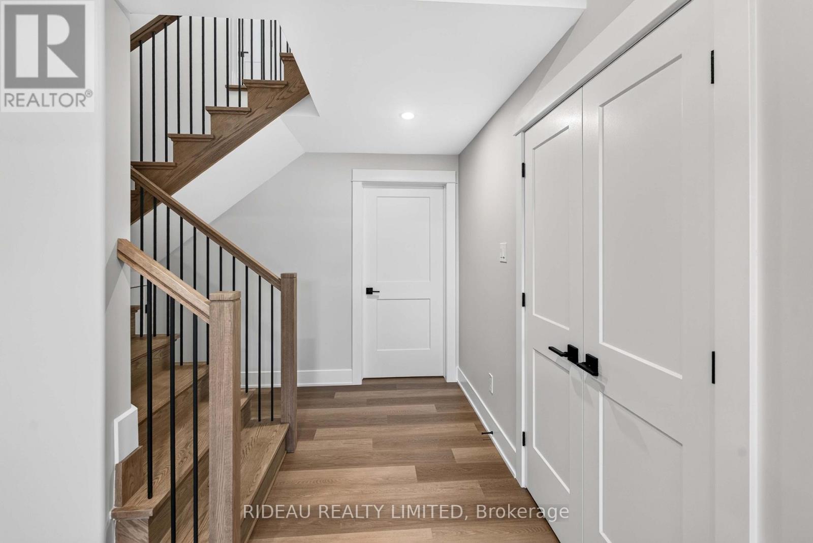 126 HEARTHSIDE DRIVE - 24