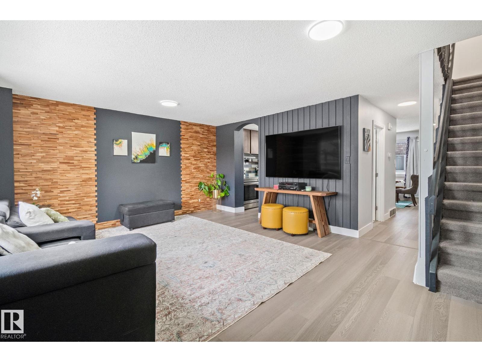 209 VILLAGE ON THE GREEN GR NW - 5