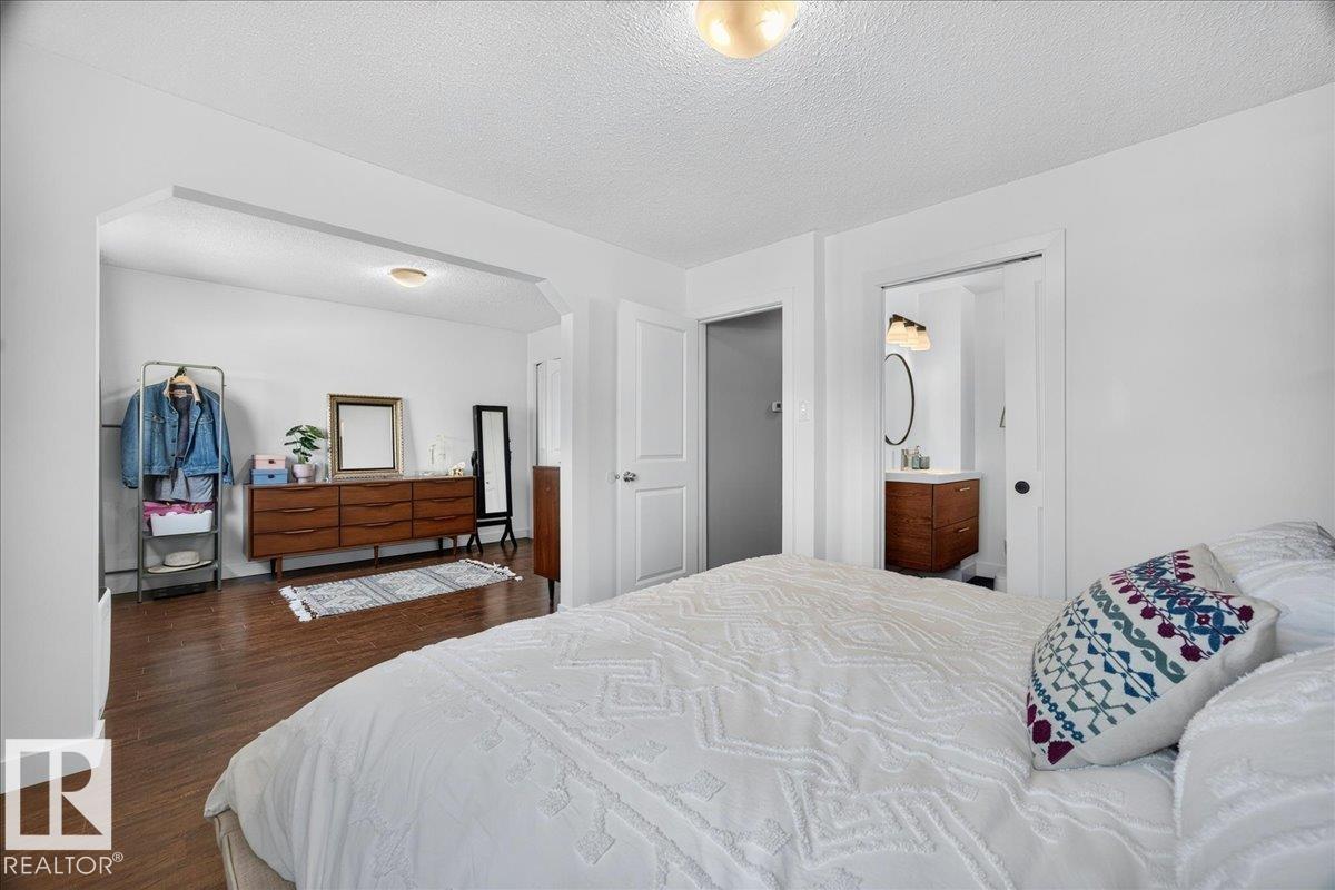 5211 94A AV NW - 21