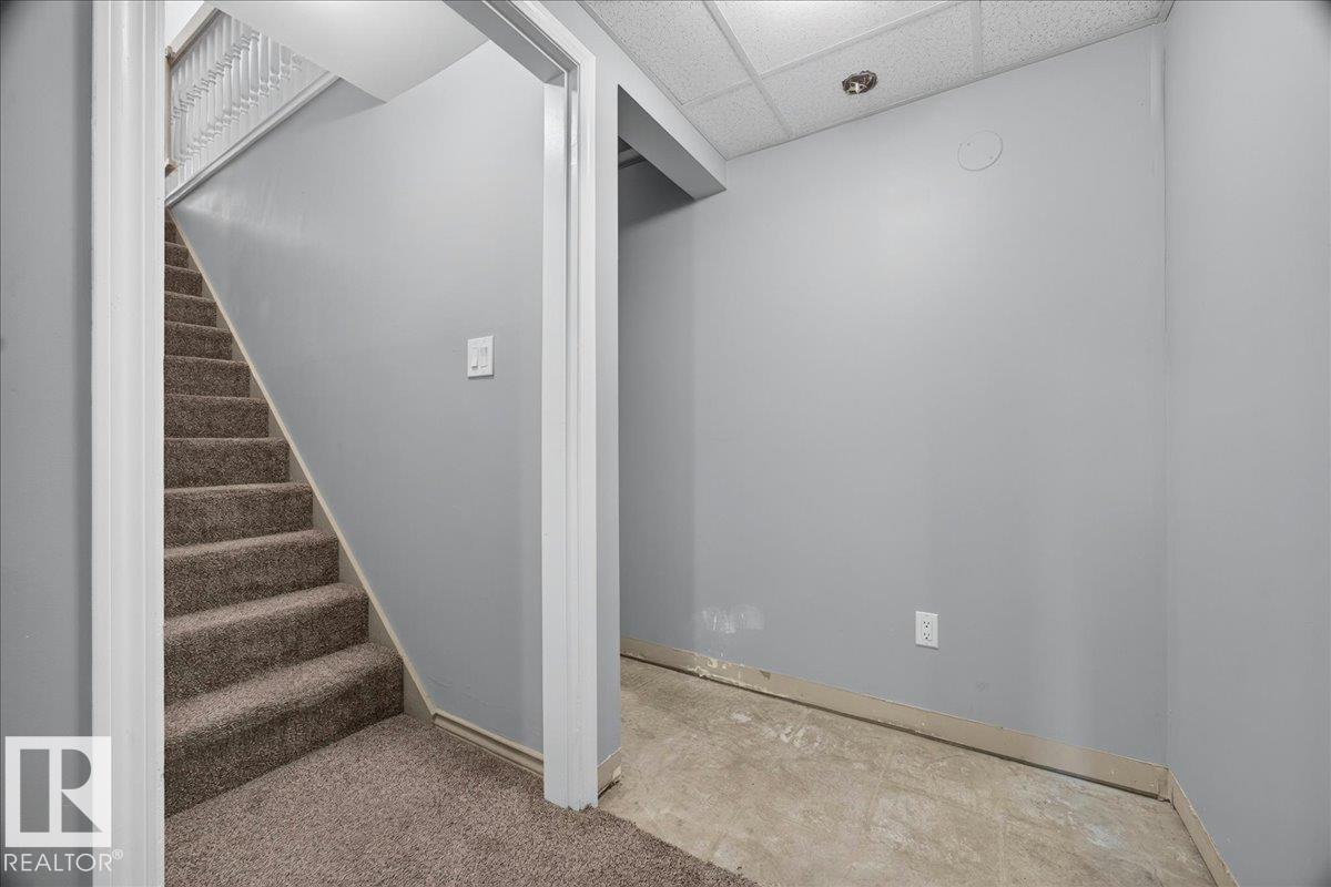 5211 94A AV NW - 37