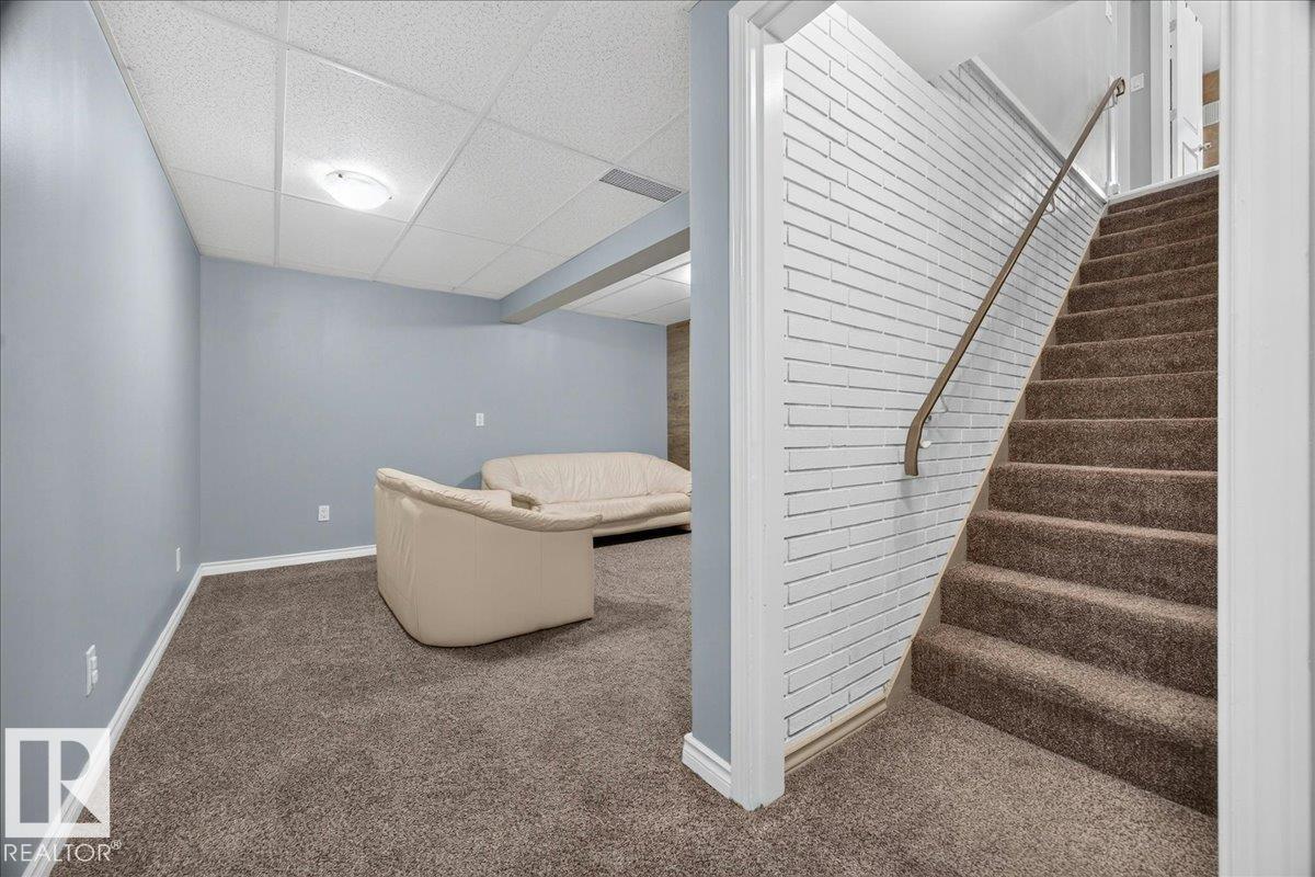 5211 94A AV NW - 38