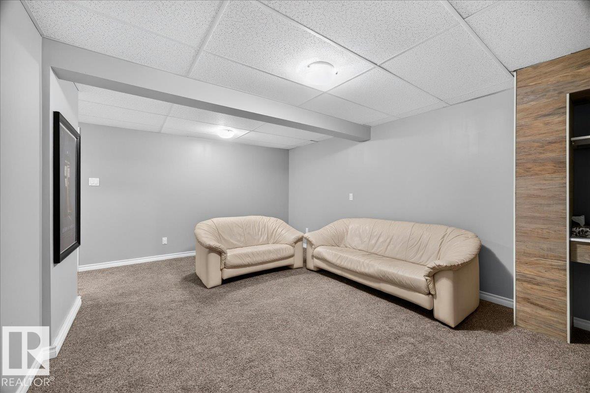 5211 94A AV NW - 41