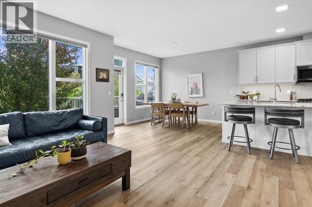 58 Crestbrook Drive SW - 12