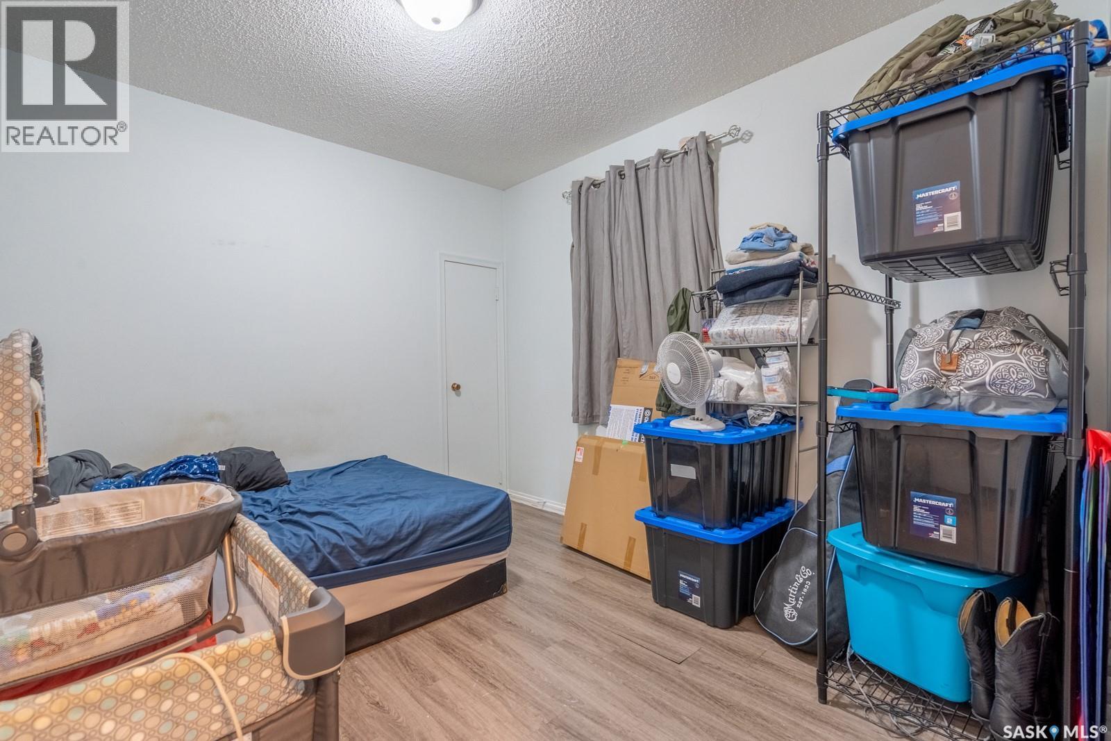 725 Cameron STREET - 13