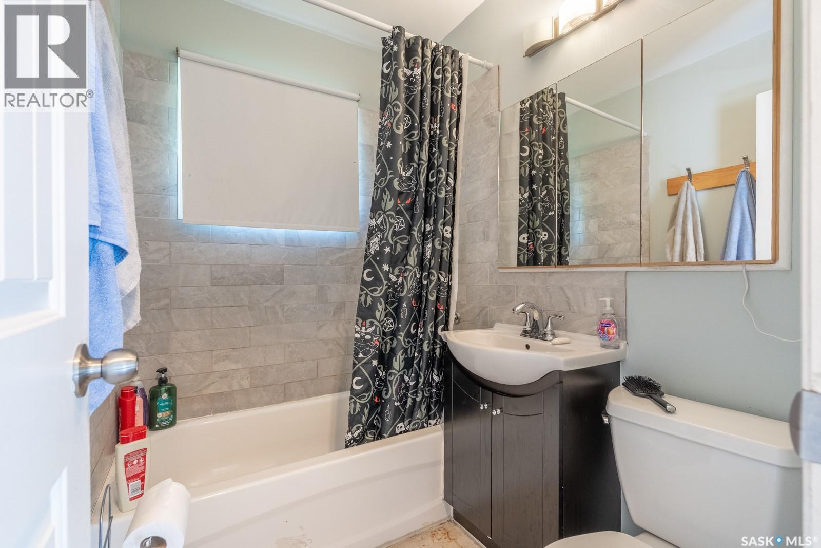 725 Cameron STREET - 15