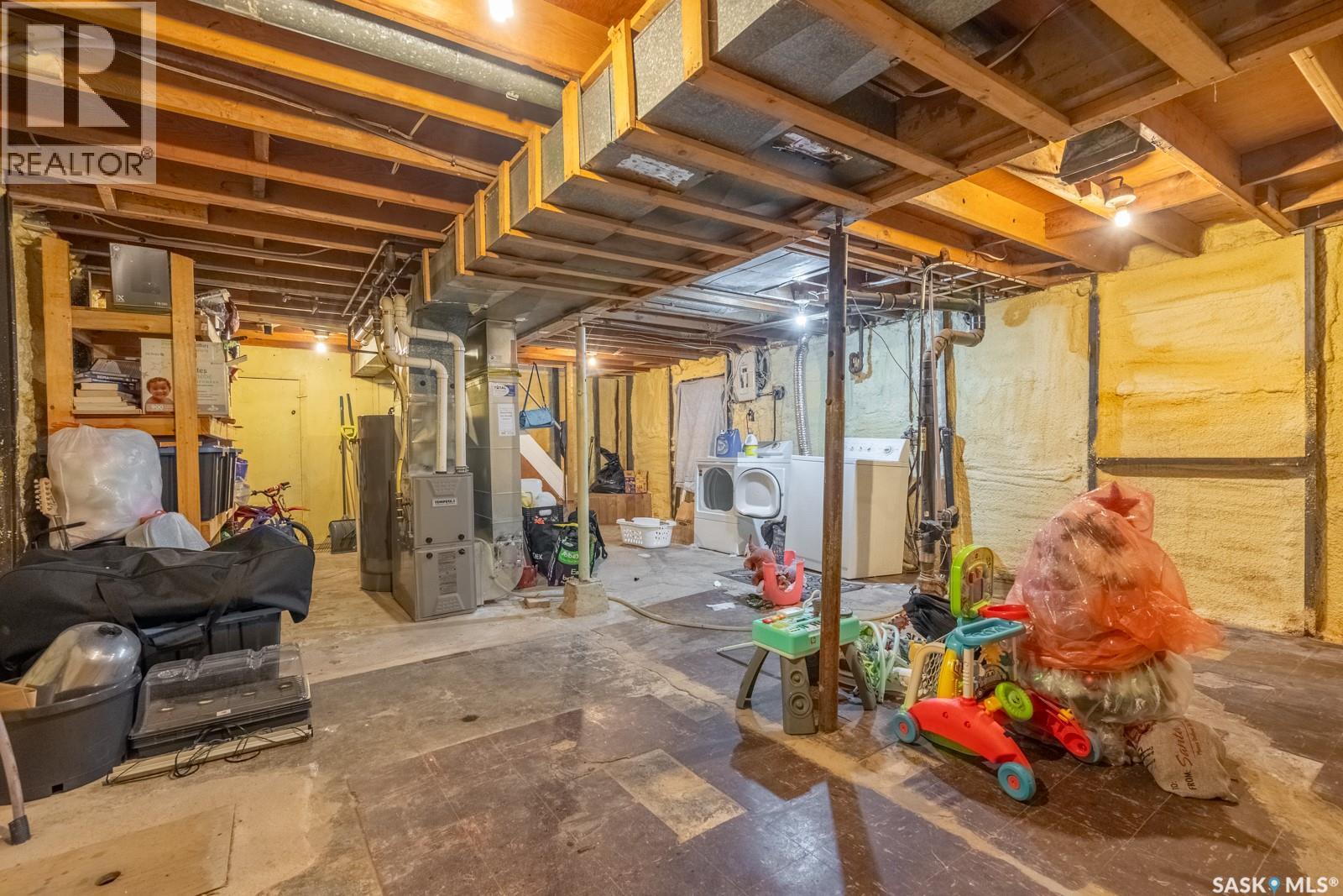 725 Cameron STREET - 18