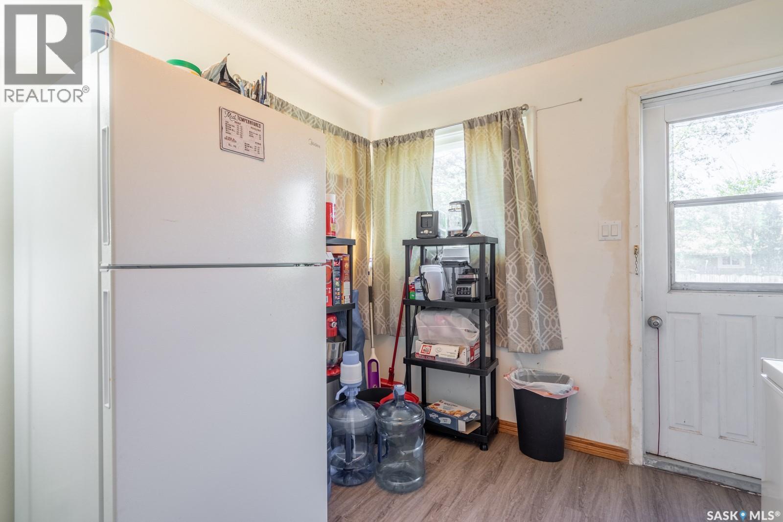 725 Cameron STREET - 9