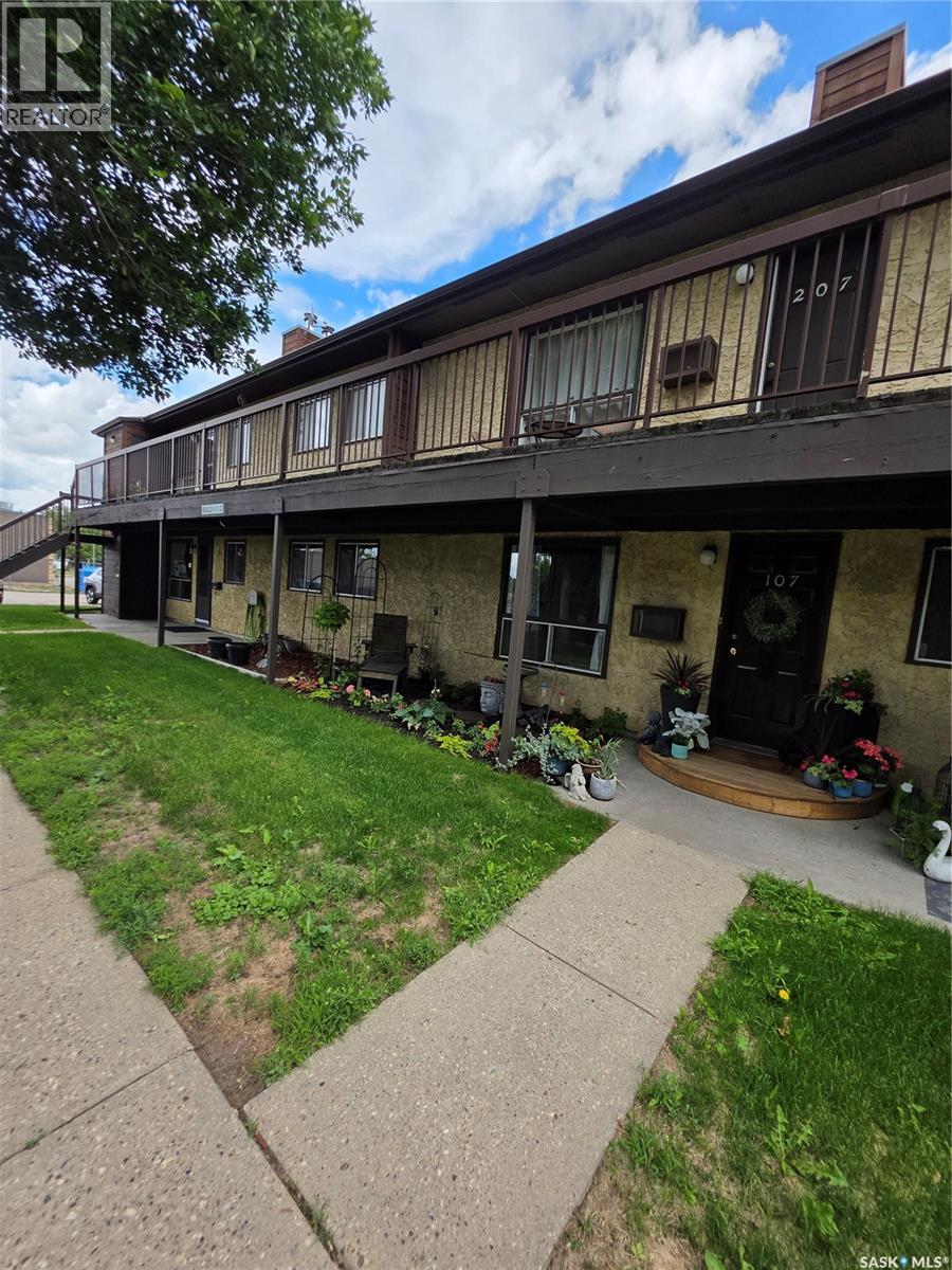 #108C 1350 Gordon ROAD - 21