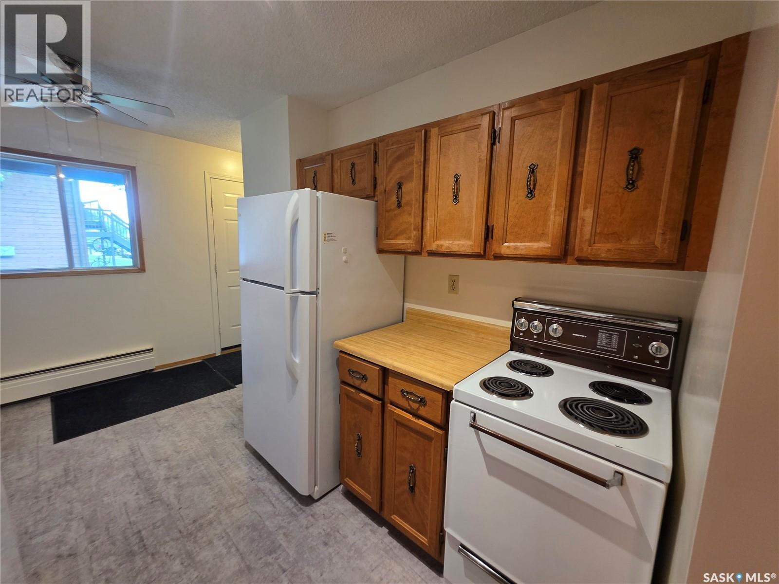 #108C 1350 Gordon ROAD - 4