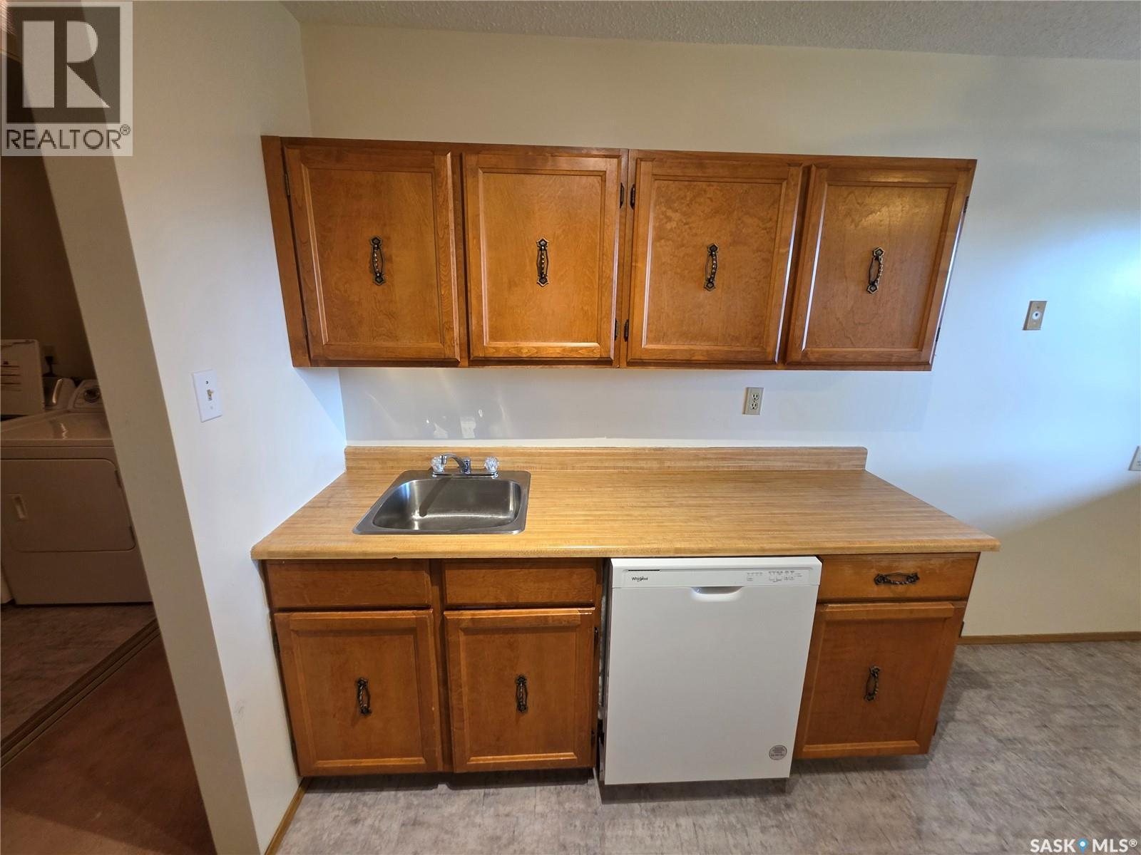 #108C 1350 Gordon ROAD - 6