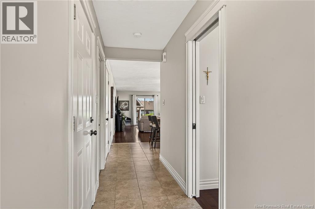 20 Thornhill Crescent - 3