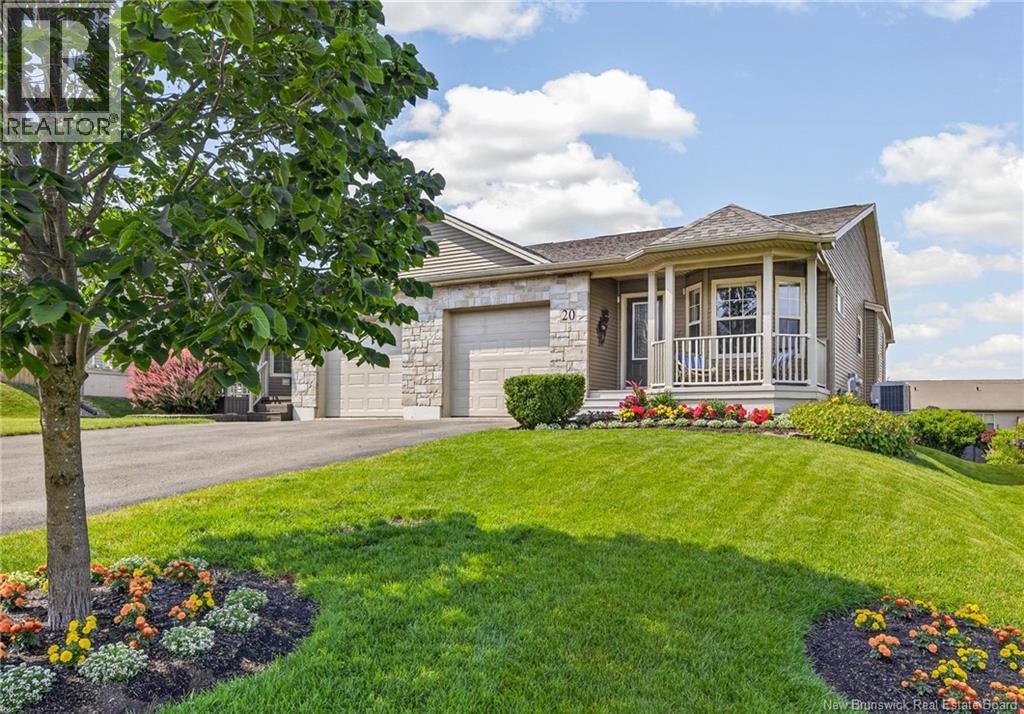 20 Thornhill Crescent - 43