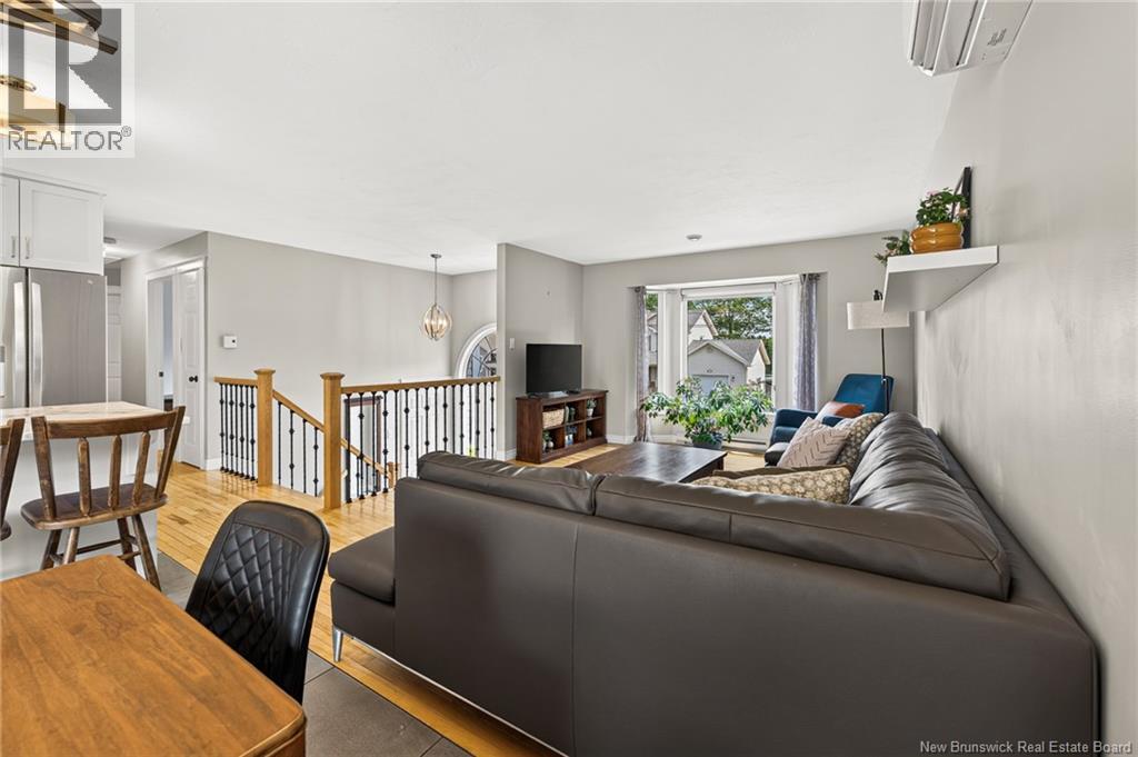 32 du Ruisseau Street - 12