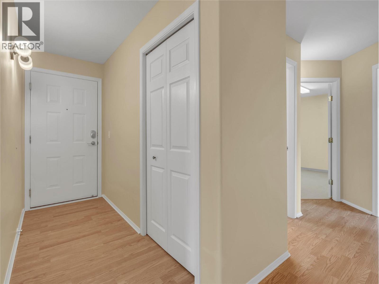 #312 3595 SKAHA LAKE Road - 20
