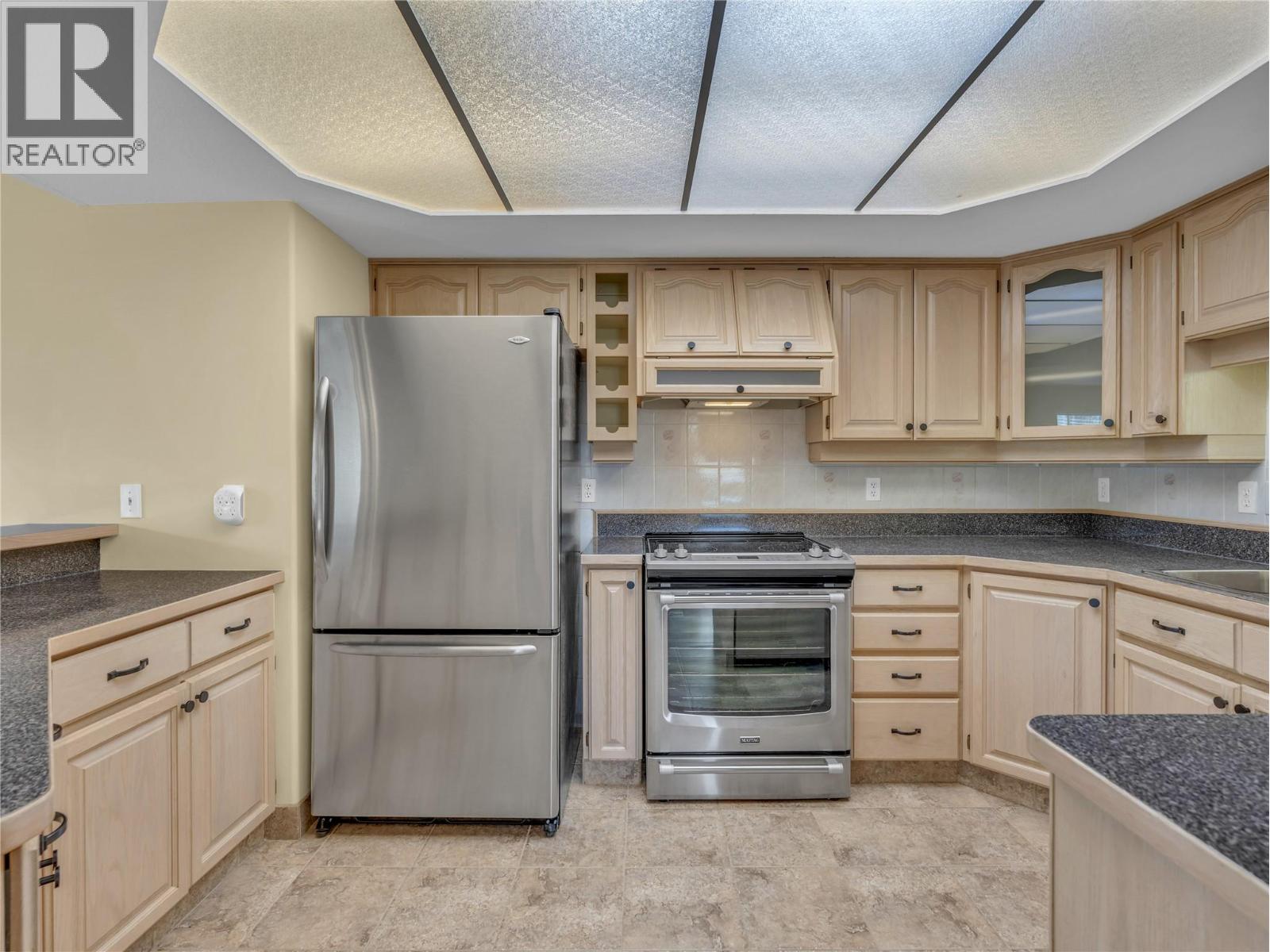 #312 3595 SKAHA LAKE Road - 10