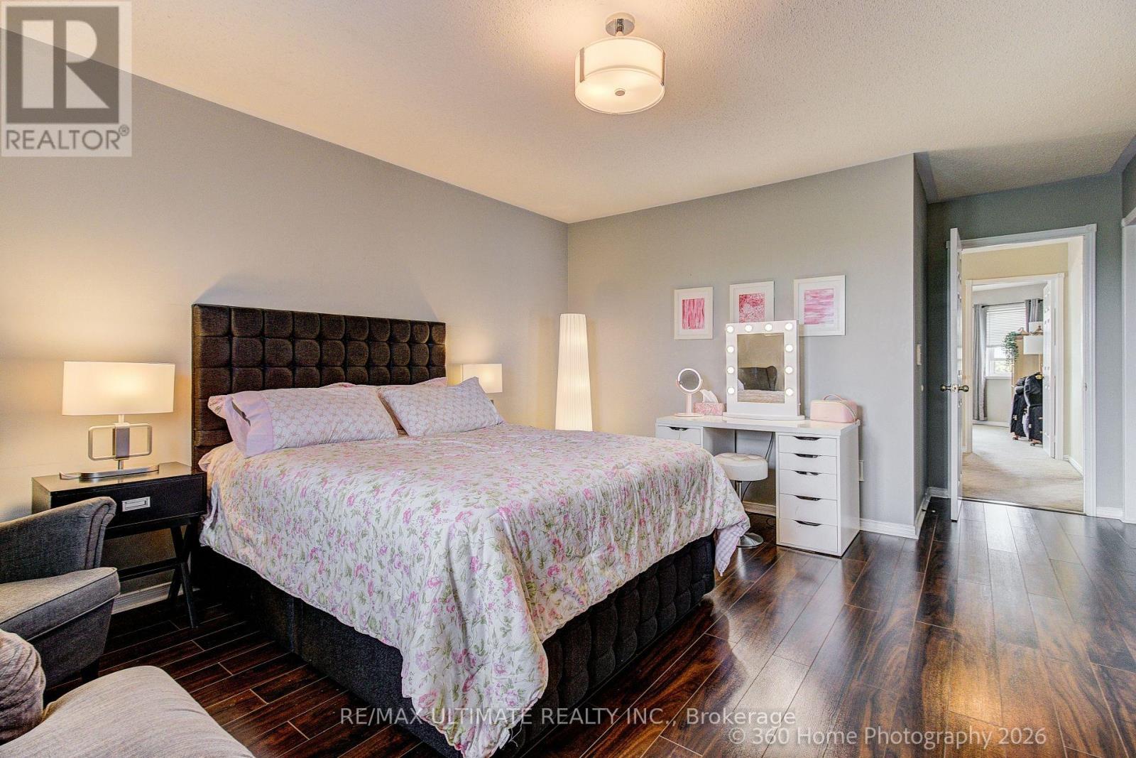53 WILSHIRE DRIVE - 12