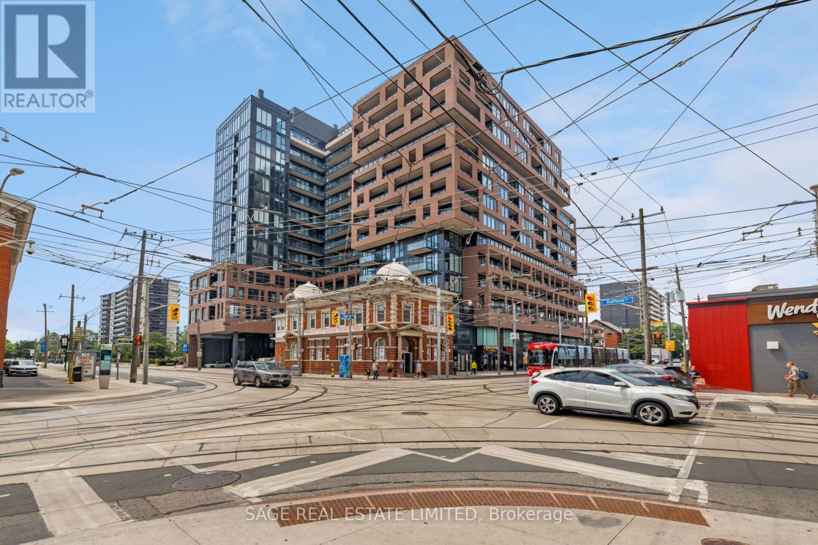 #1012 270 DUFFERIN STREET - 1