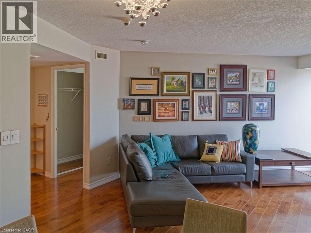 #507 20 ST GEORGE Street - 22