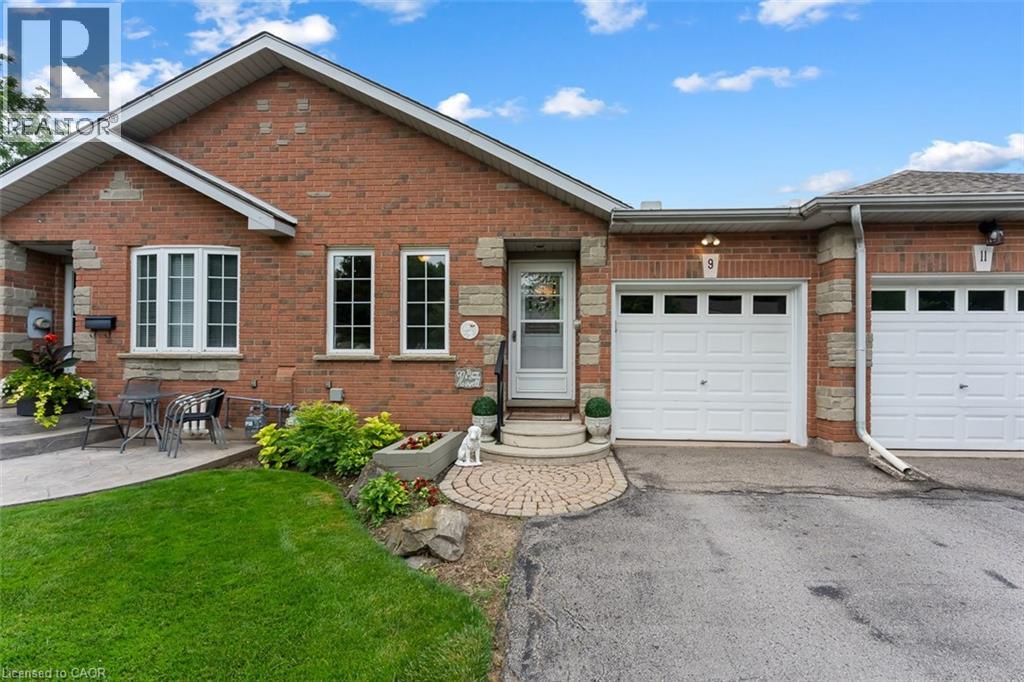9 KINSMAN Court - 1