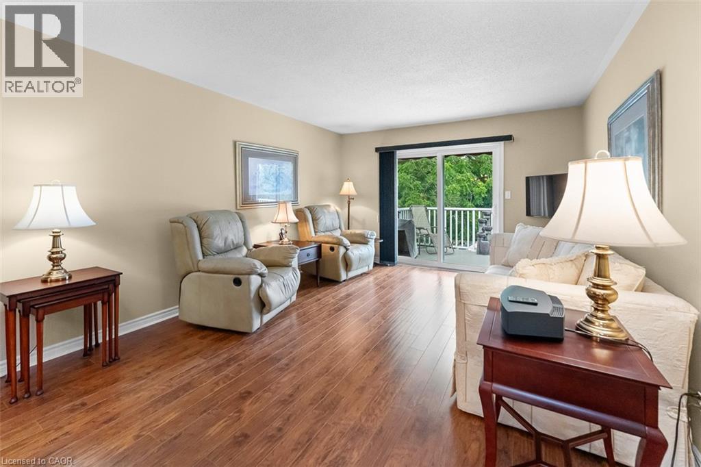 9 KINSMAN Court - 22