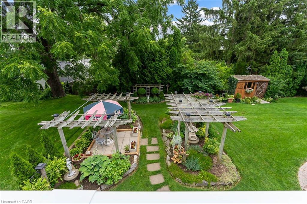 9 KINSMAN Court - 7