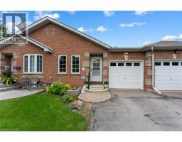 9 KINSMAN Court