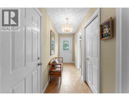 Foyer - 9 Kinsman Court, Fonthill, ON L3E0L1 Photo 13