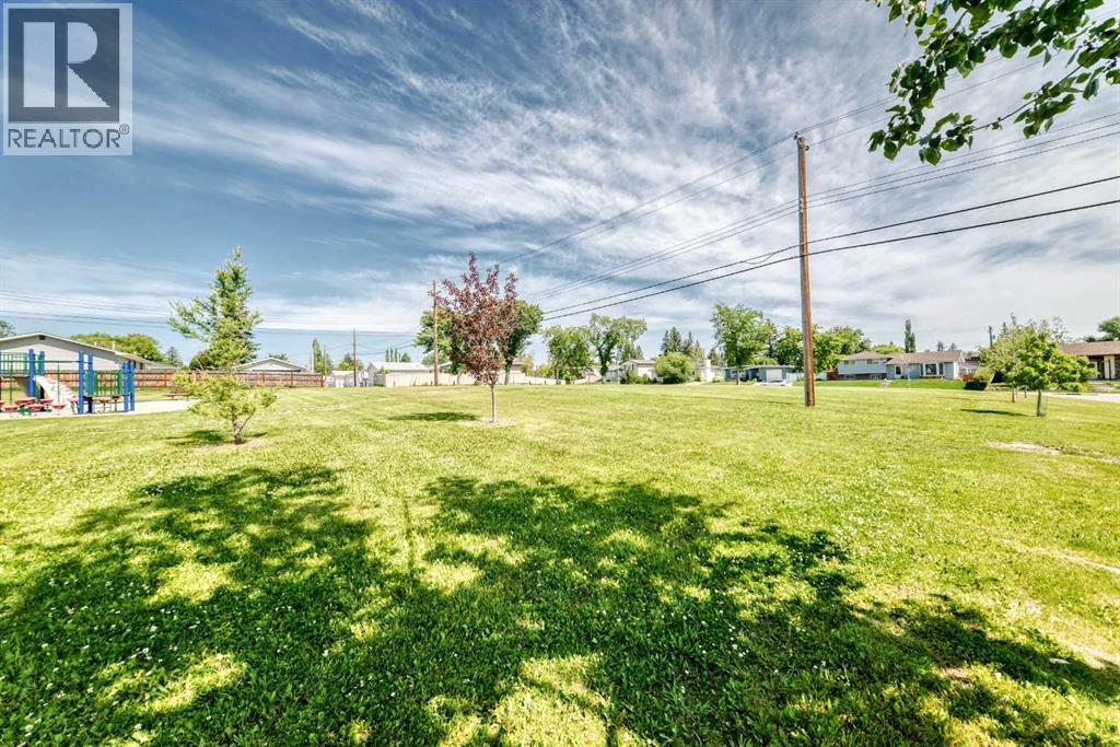 6839 Huntridge Hill NE - 46