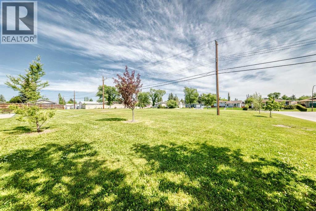6839 Huntridge Hill NE - 47