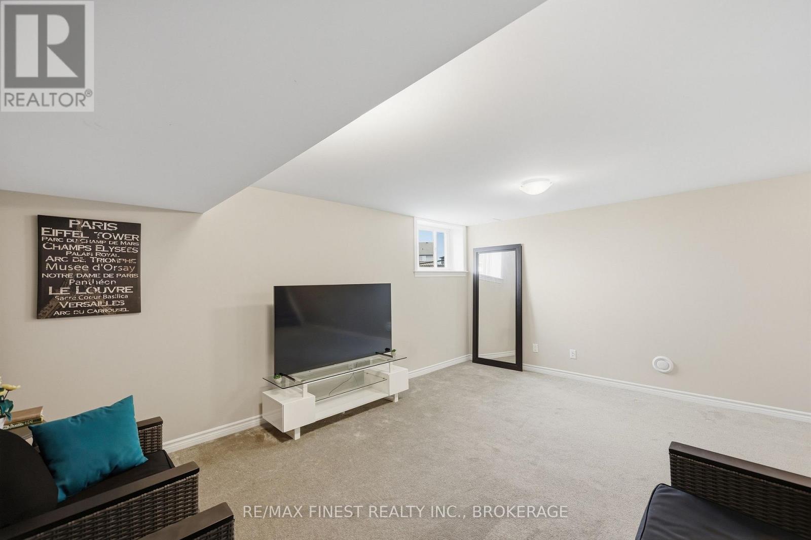 1689 TENLEY DRIVE - 37