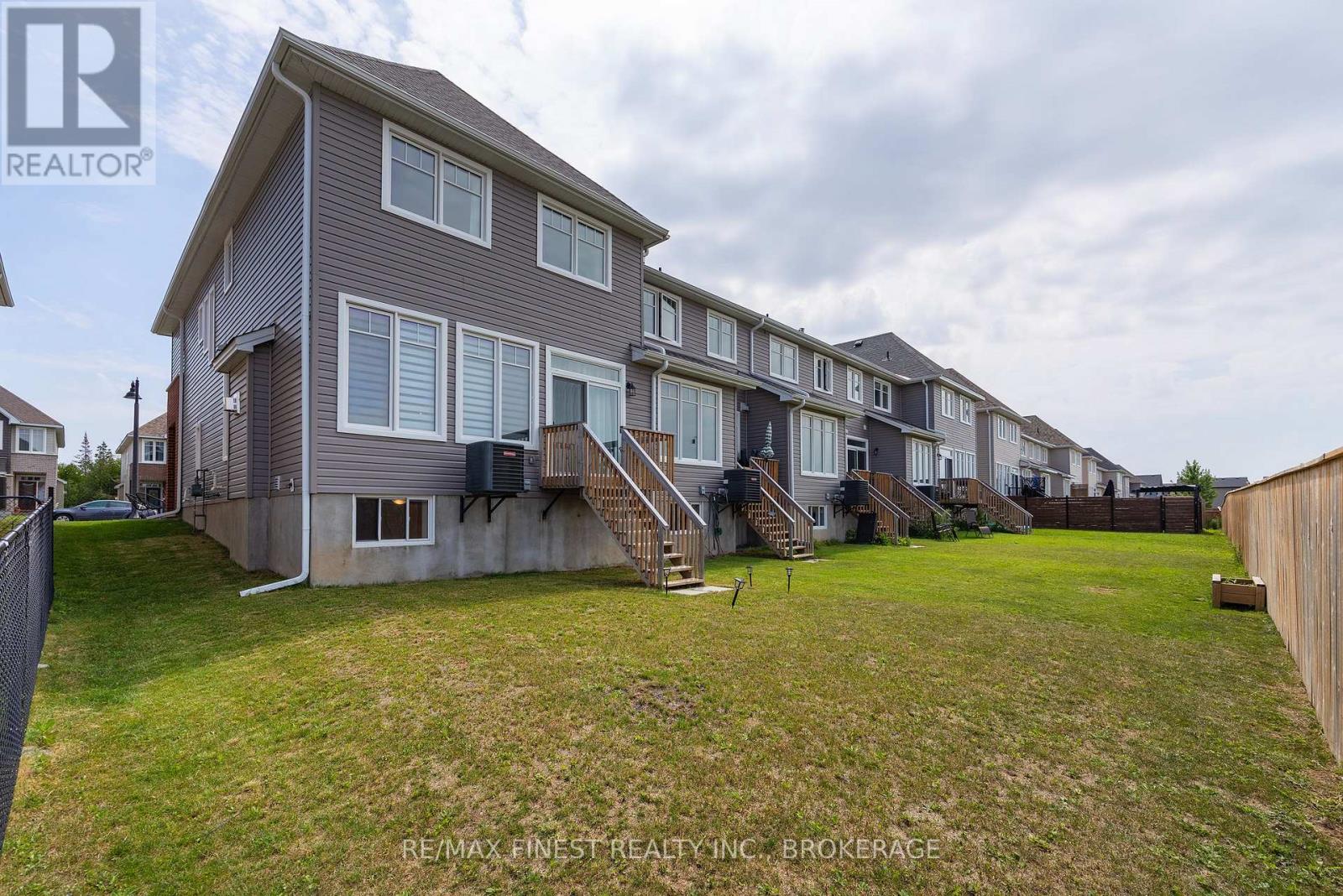 1689 TENLEY DRIVE - 41