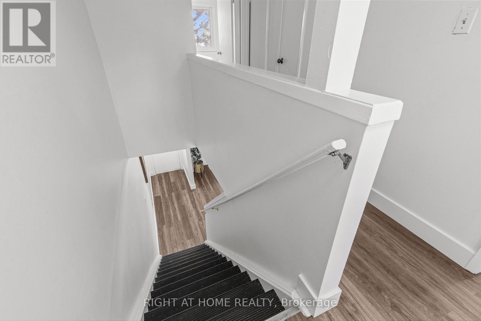 #59 550 SECOND STREET - 22