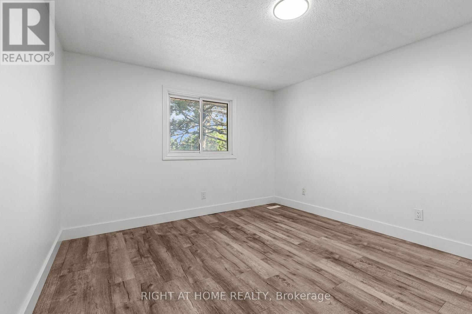 #59 550 SECOND STREET - 31