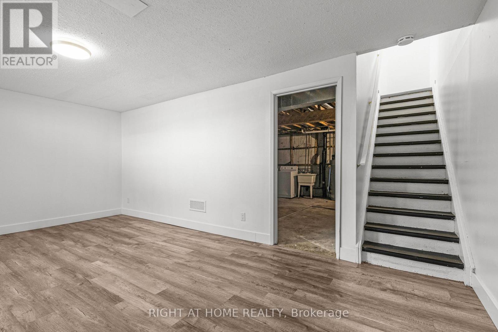 #59 550 SECOND STREET - 34