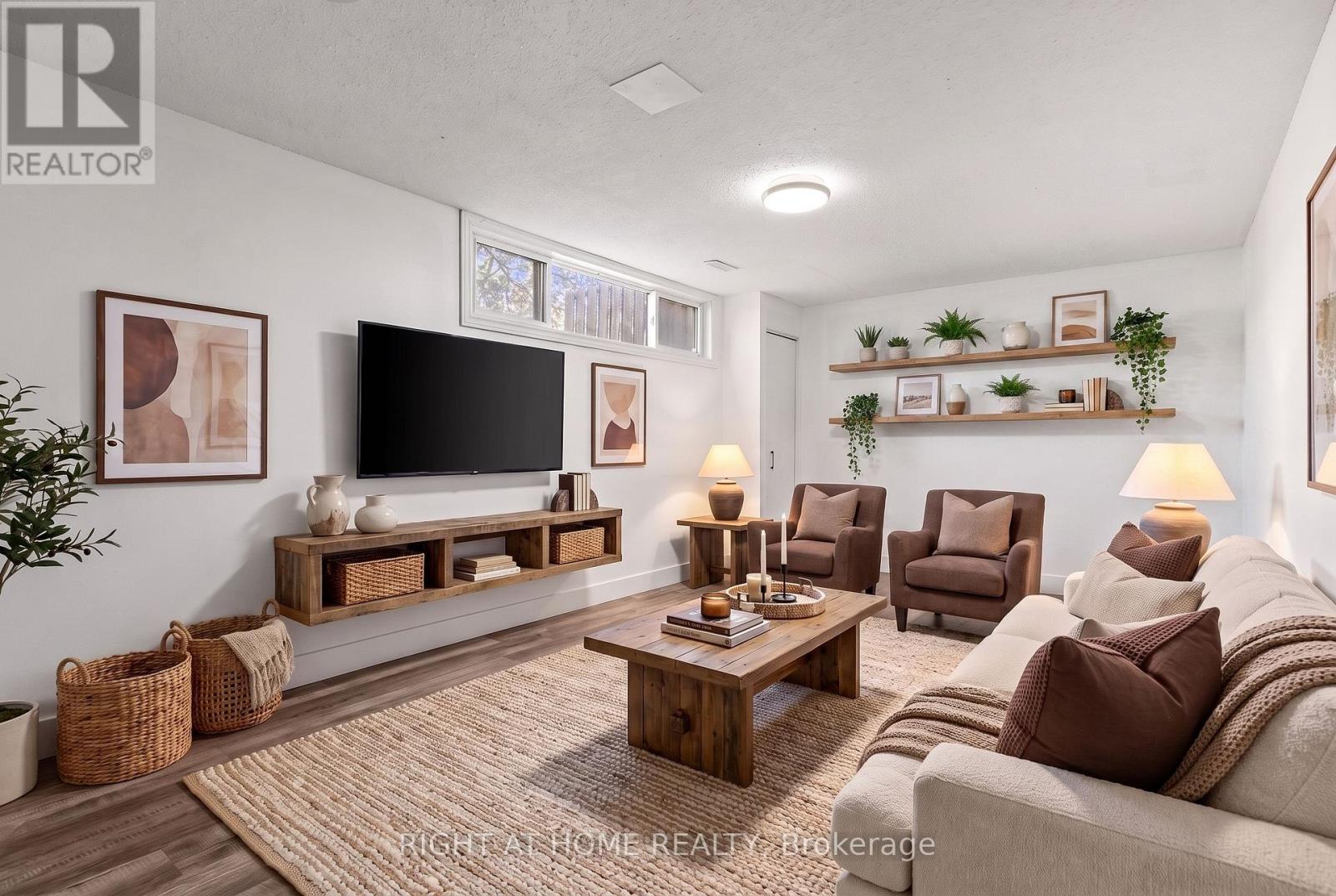 #59 550 SECOND STREET - 36