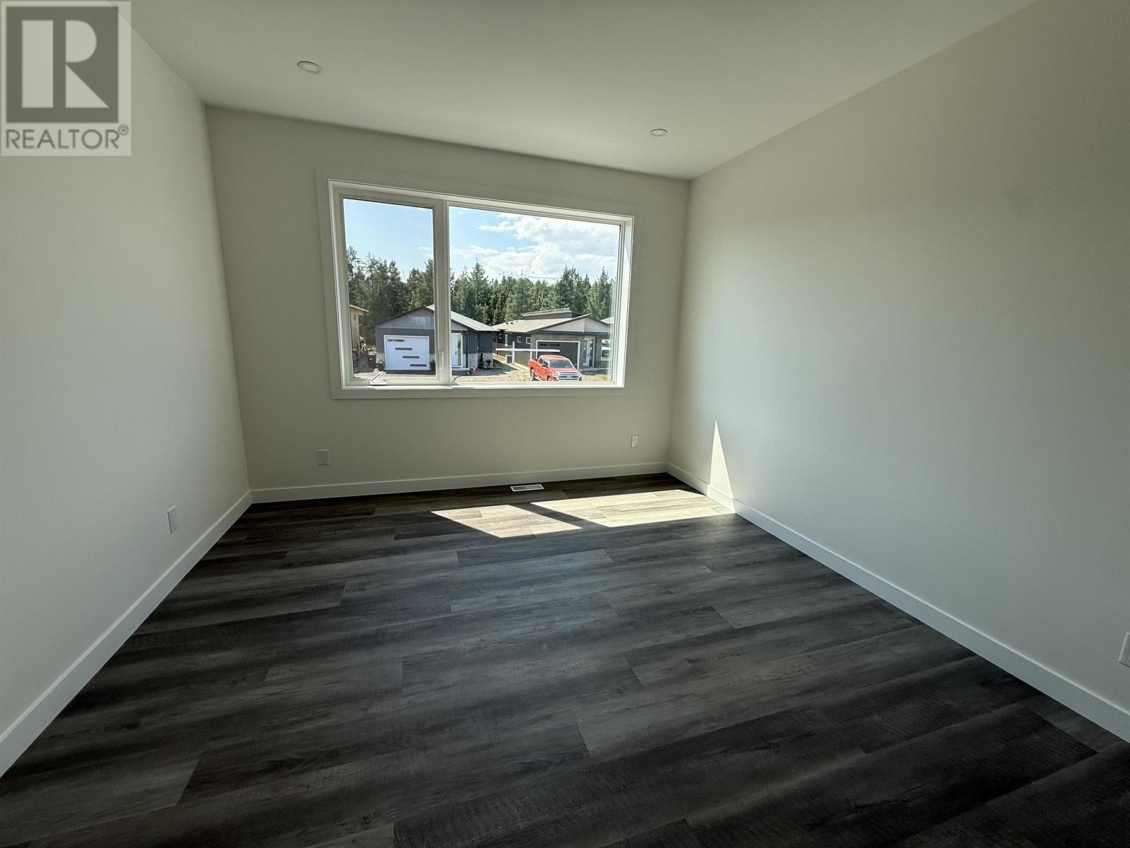 154 Bruin CRES - 8