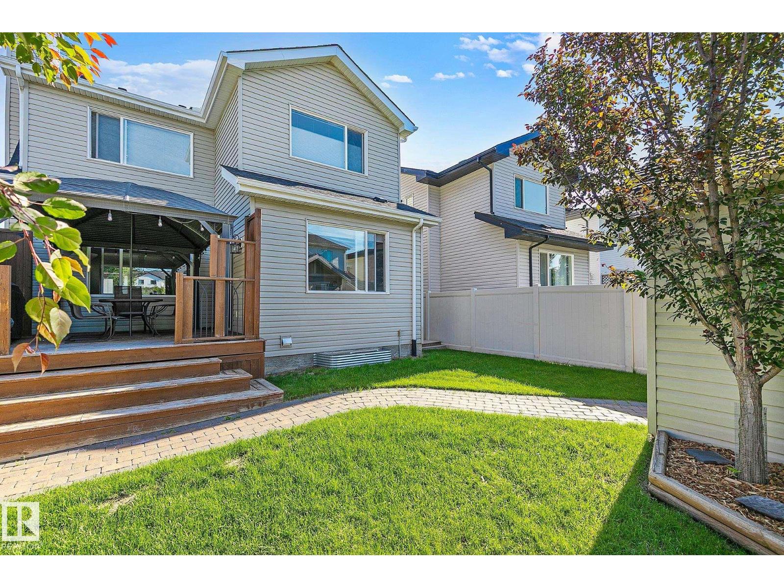 22131 95 AV NW - 41