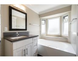 12922 19a Avenue, Surrey, BC V4A8P1 Photo 21