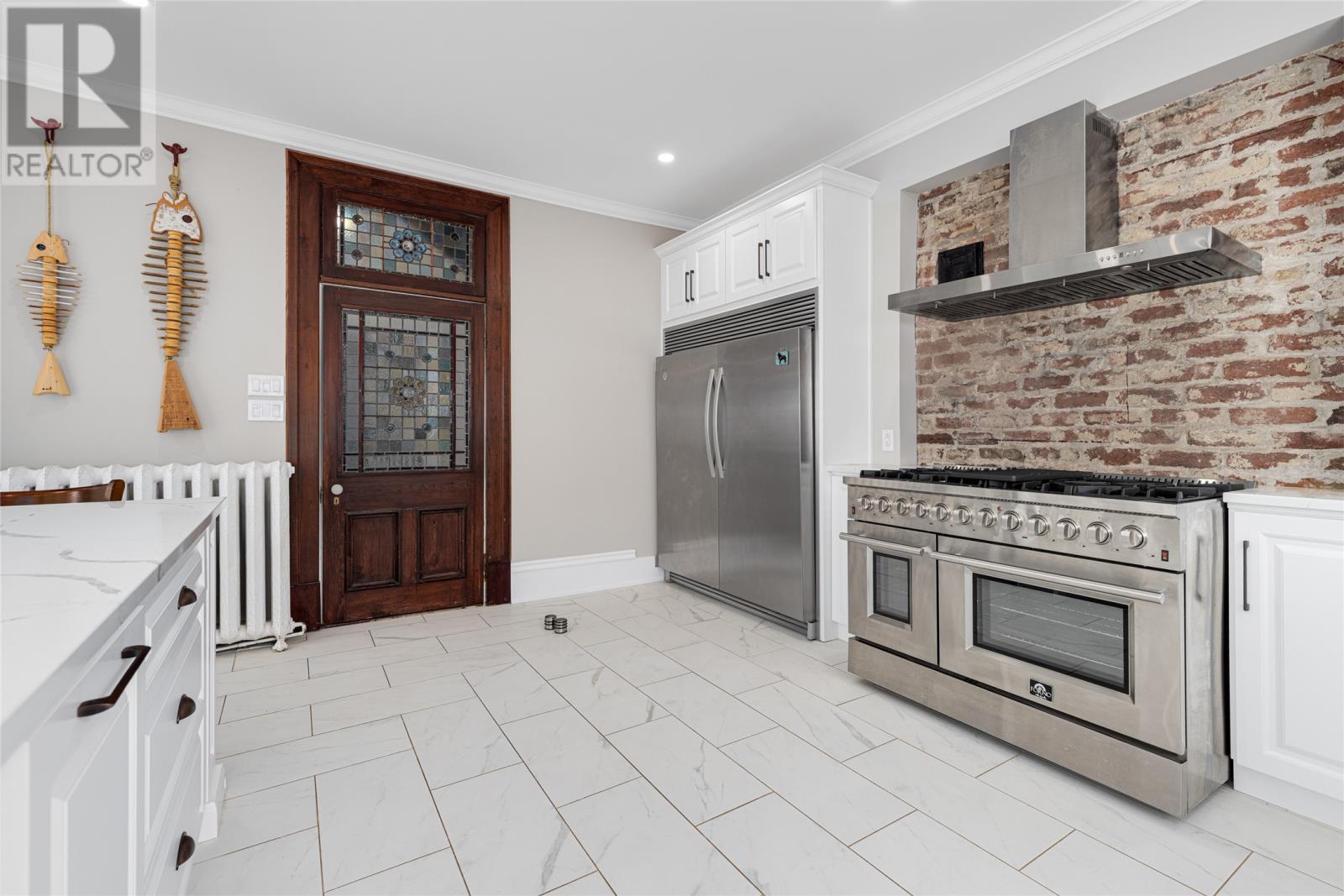 8 Riverview Avenue - 21