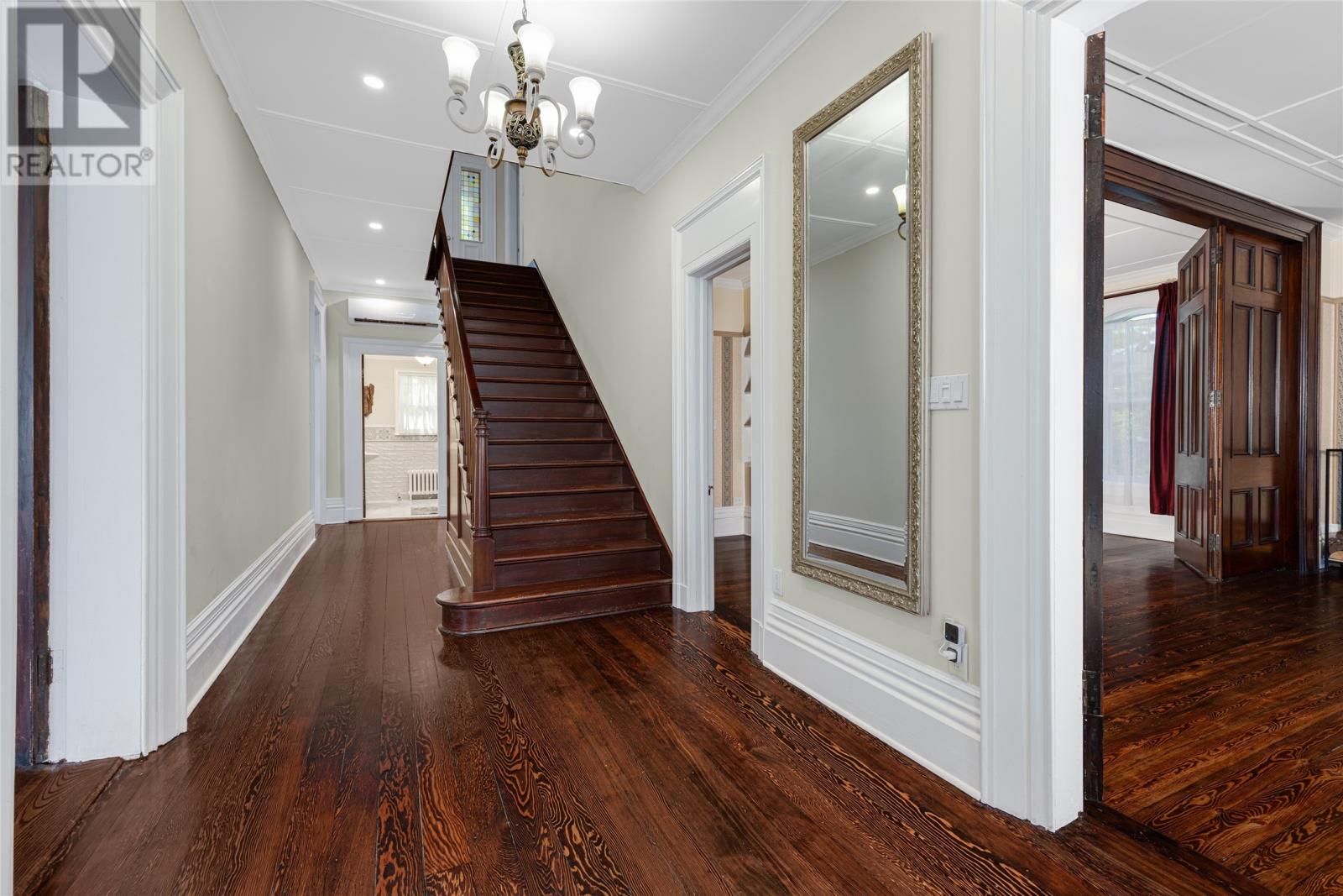 8 Riverview Avenue - 29