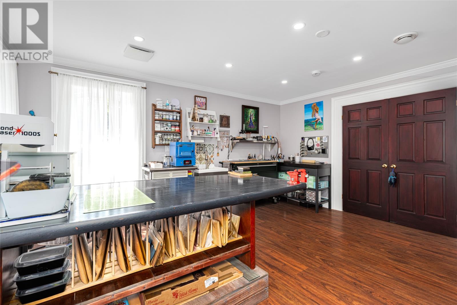 8 Riverview Avenue - 40
